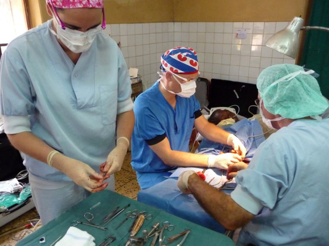Plastic Surgery Camp in Nigeria van 14 tot 29 maart in samenwerking met Interplast Holland